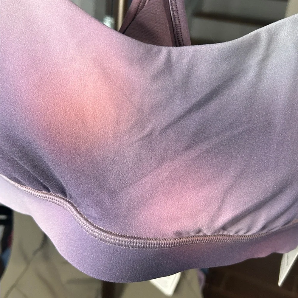 Lululemon NWT FLIW Y NULU Women's Gradient Sports Bra